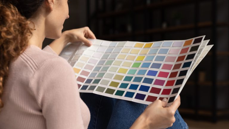 Deciding Whether to Paint Your Accent Wall First or Second