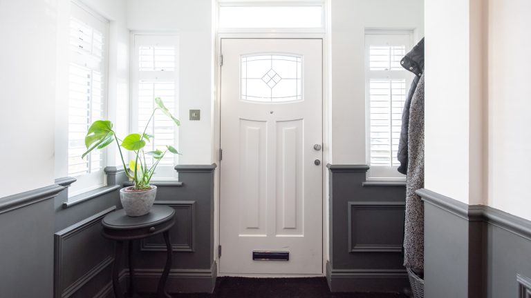 Transform Your Unused Entryway Nook with a Touch of DIY Magic